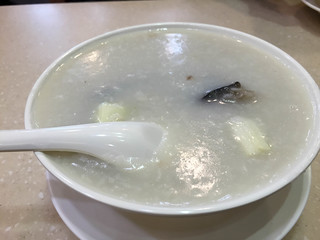 朝粥(fish head)