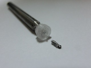 エンドミルが折れた．心も折れた