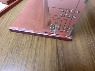 木工用ボンドで接着
