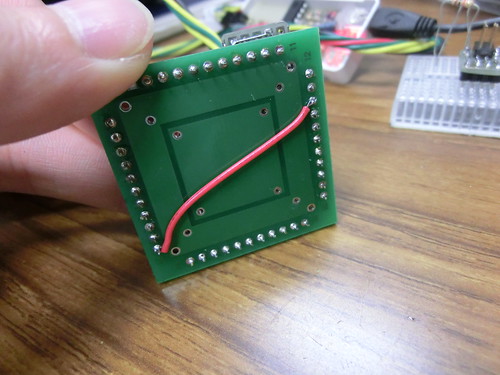 connect GND pins of MEGA32U4